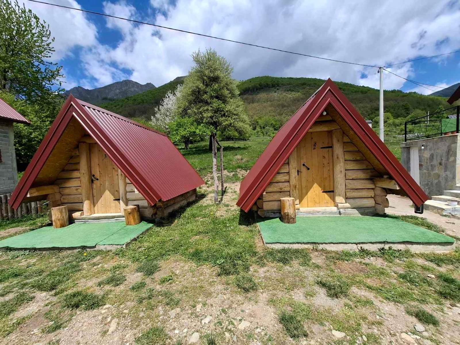 Bungalows Malagic Gusinje 外观 照片